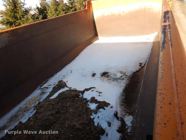 image for item JK9423 2000 International 2554  dump truck