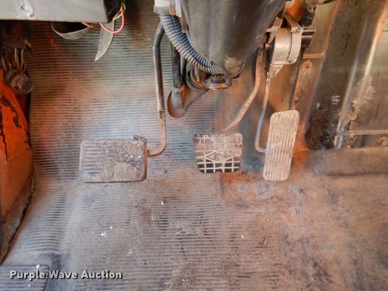 image for item JK9423 2000 International 2554  dump truck