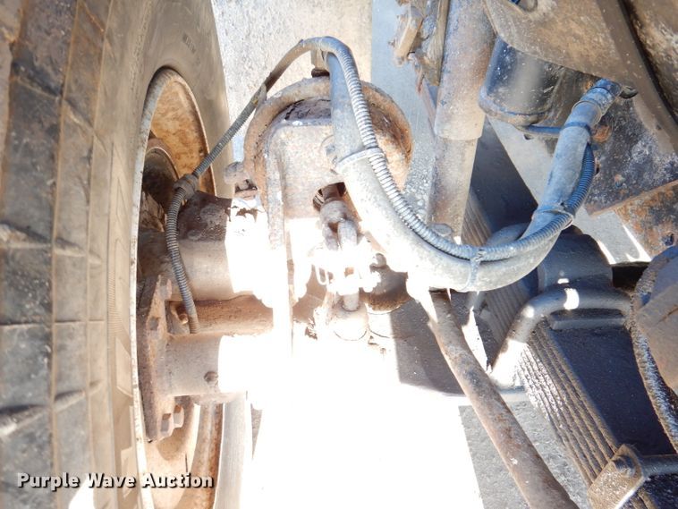 image for item JK9423 2000 International 2554  dump truck