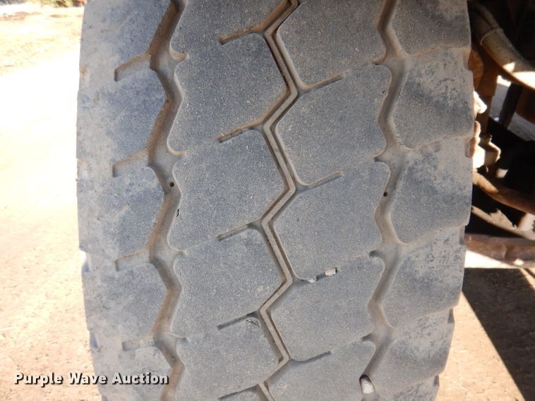 image for item JK9423 2000 International 2554  dump truck