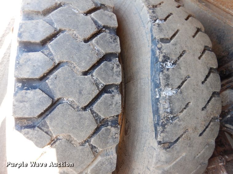 image for item JK9423 2000 International 2554  dump truck