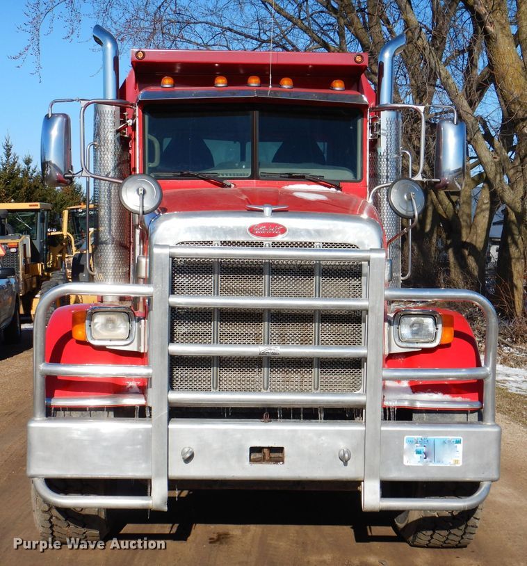 image for item JK9424 2011 Peterbilt 367  dump truck