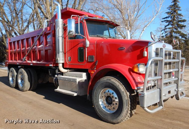 image for item JK9424 2011 Peterbilt 367  dump truck