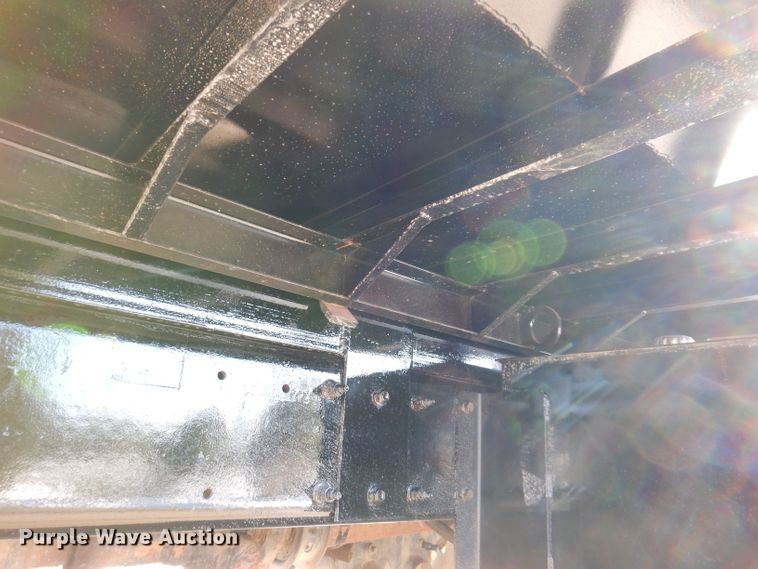 image for item JK9424 2011 Peterbilt 367  dump truck