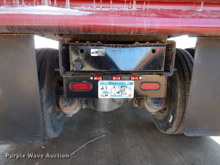 image for item JK9424 2011 Peterbilt 367  dump truck