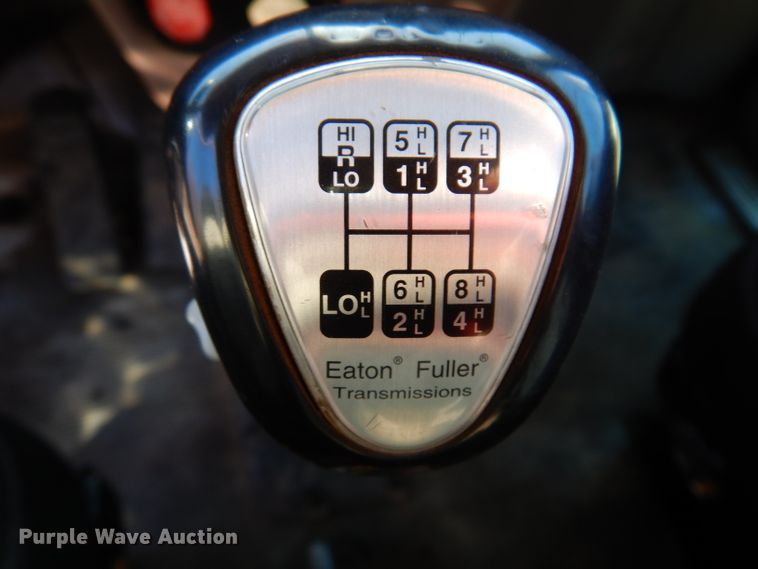 image for item JK9424 2011 Peterbilt 367  dump truck