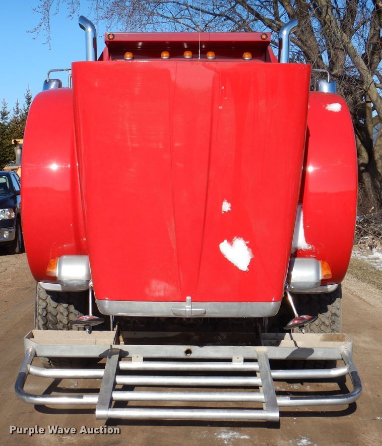 image for item JK9424 2011 Peterbilt 367  dump truck