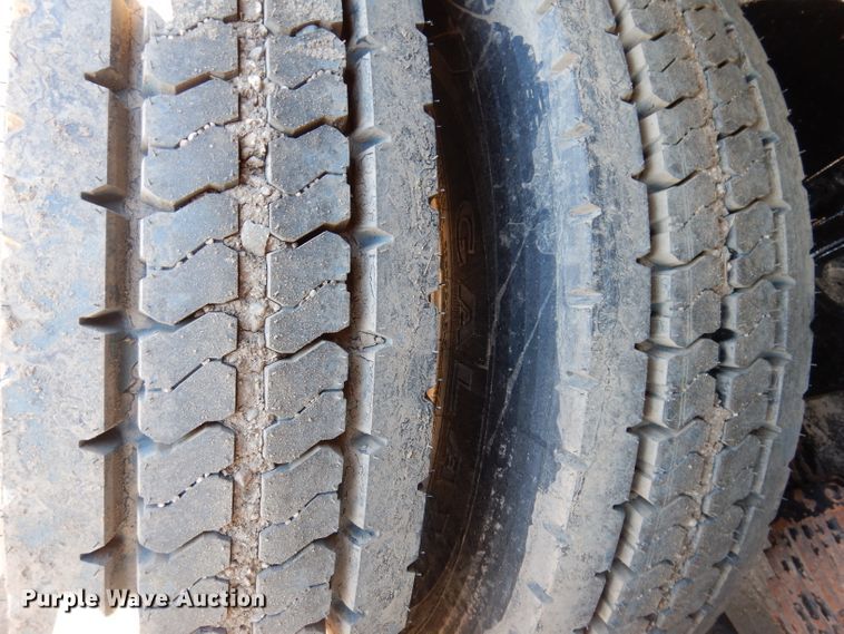 image for item JK9424 2011 Peterbilt 367  dump truck