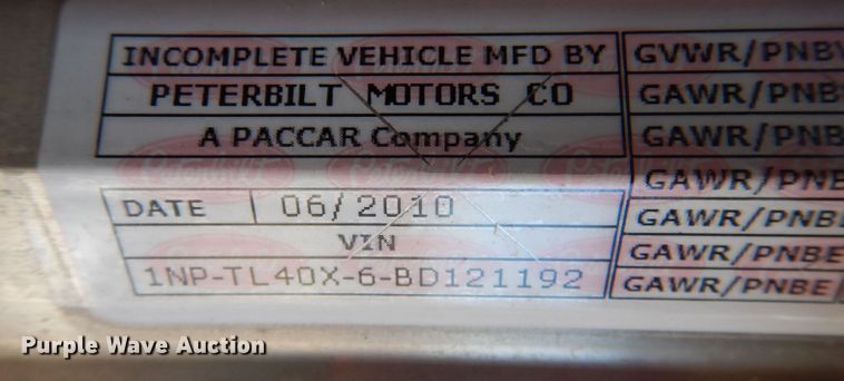 image for item JK9424 2011 Peterbilt 367  dump truck