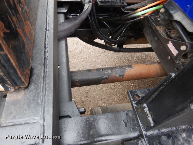 image for item JK9434 2007 Peterbilt 335  hook lift truck