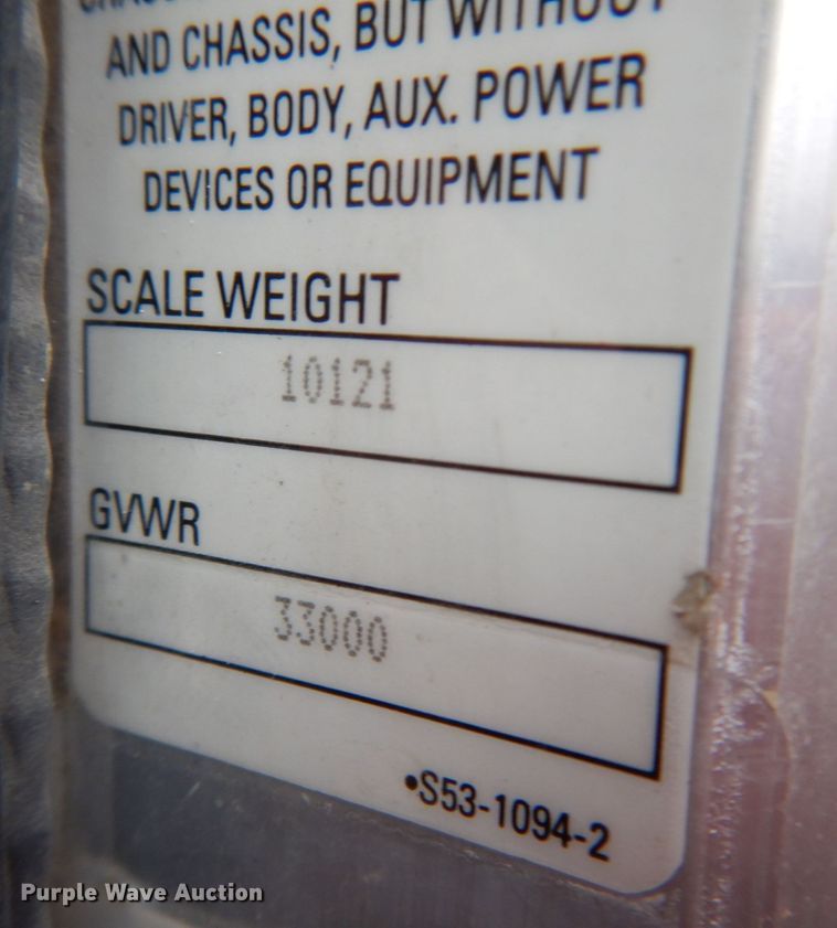 image for item JK9434 2007 Peterbilt 335  hook lift truck