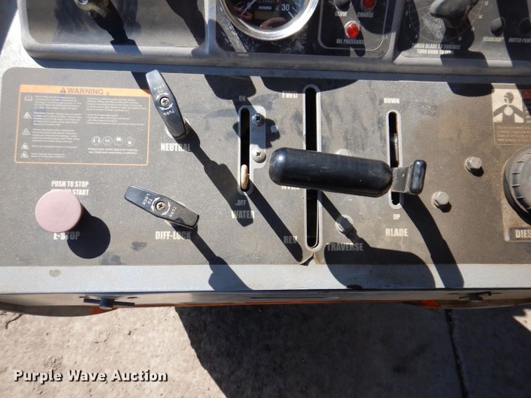 image for item JK9455 Norton Clipper C3130SD  concrete saw