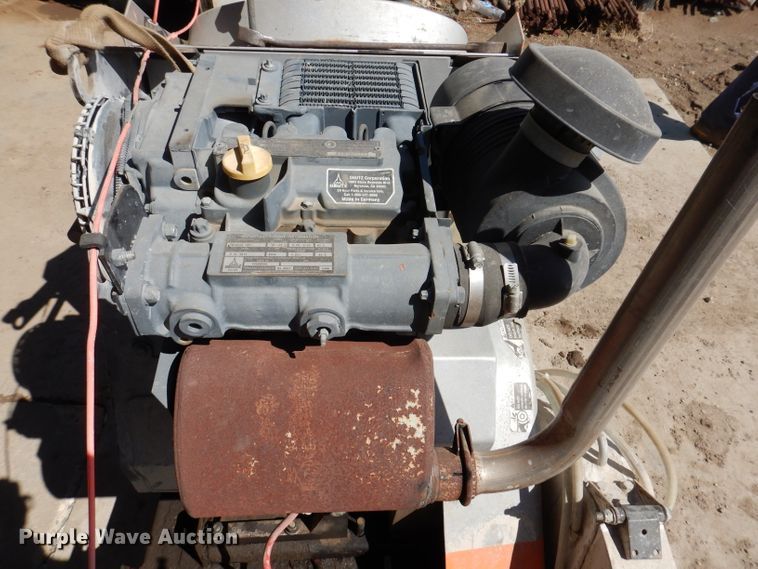 image for item JK9455 Norton Clipper C3130SD  concrete saw