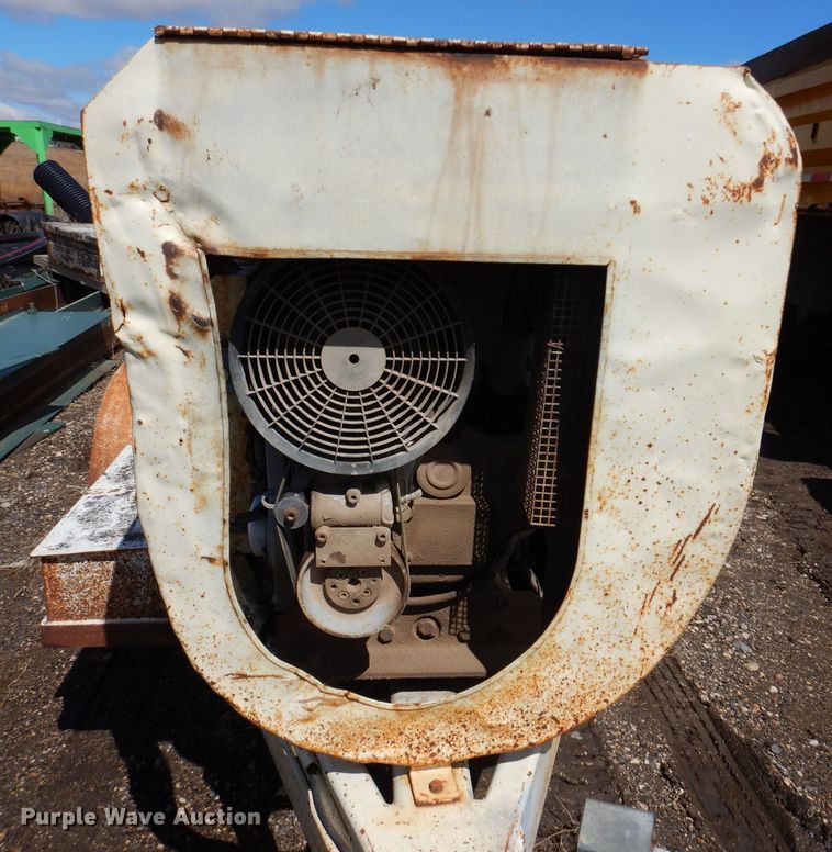 image for item JK9456 Mayco ST30  concrete pump