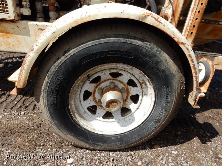 image for item JK9456 Mayco ST30  concrete pump