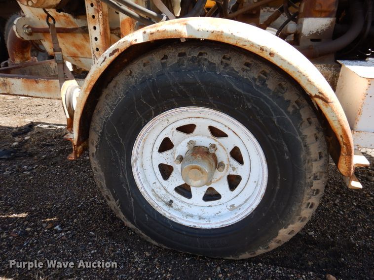 image for item JK9456 Mayco ST30  concrete pump