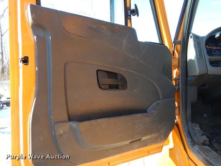 image for item JK9829 2010 International WorkStar 7600  dump truck