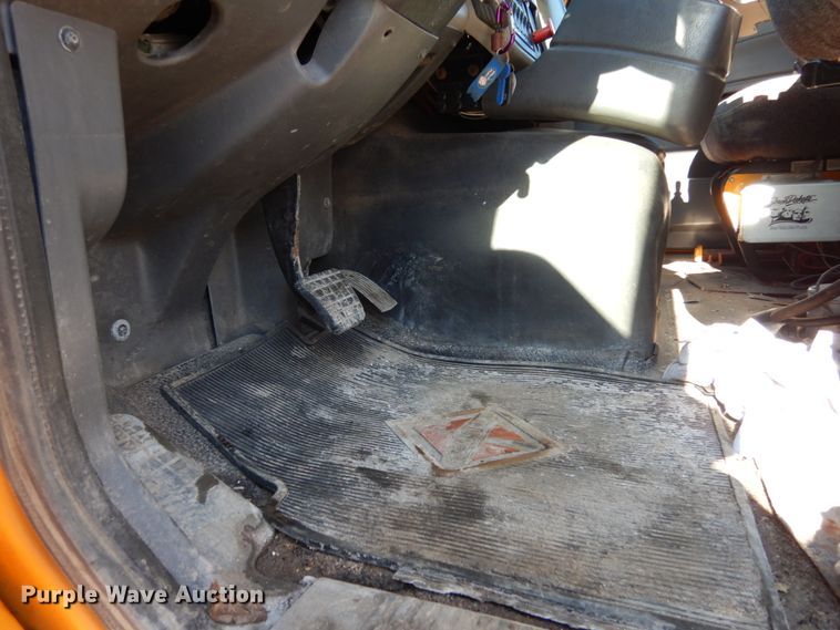 image for item JK9829 2010 International WorkStar 7600  dump truck