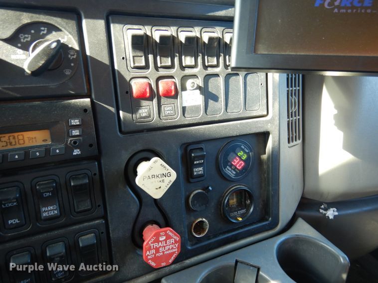 image for item JK9829 2010 International WorkStar 7600  dump truck