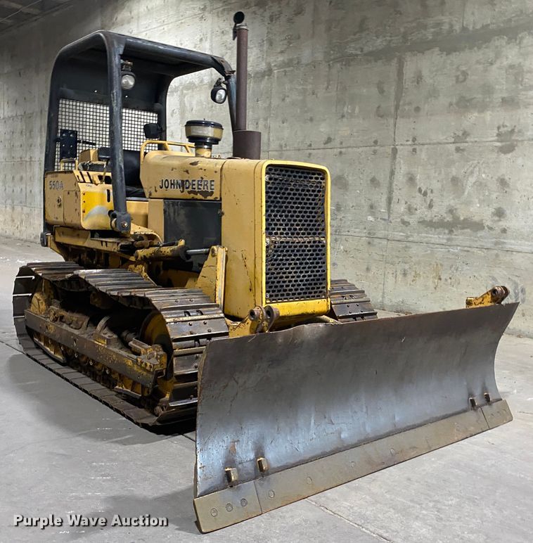 image for item JL9034 1984 John Deere 550A  dozer