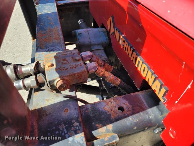 image for item JL9625 1992 International 4900  dump truck