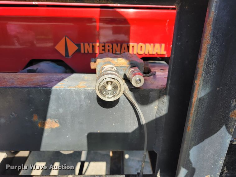 image for item JL9625 1992 International 4900  dump truck