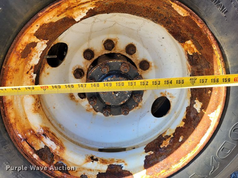 image for item JL9625 1992 International 4900  dump truck