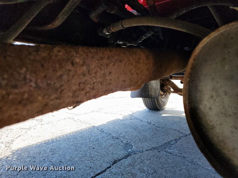 image for item JL9625 1992 International 4900  dump truck