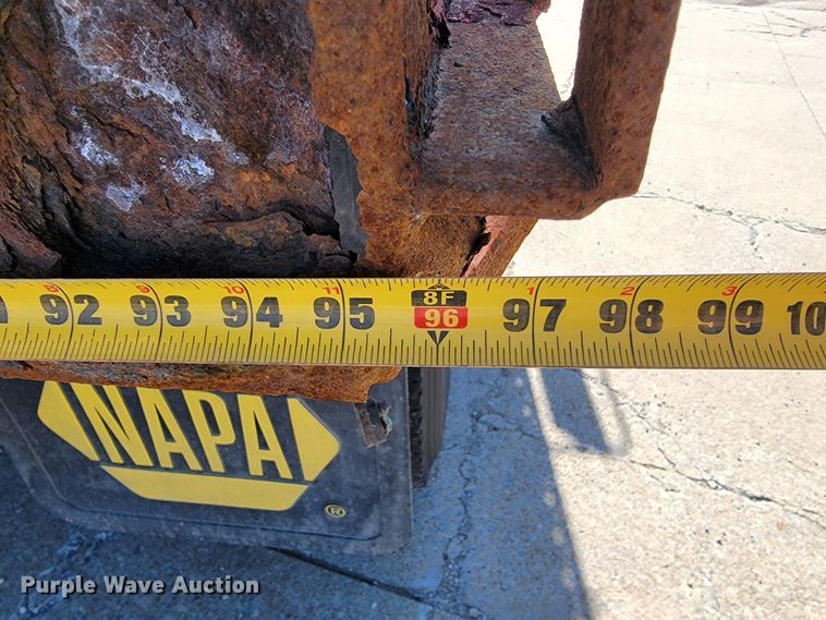 image for item JL9625 1992 International 4900  dump truck