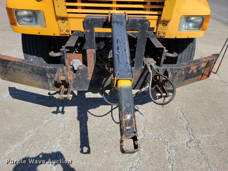 image for item JL9626 2000 International 4900  dump truck