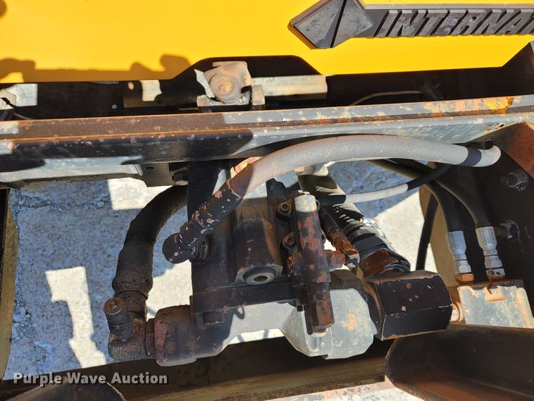 image for item JL9626 2000 International 4900  dump truck