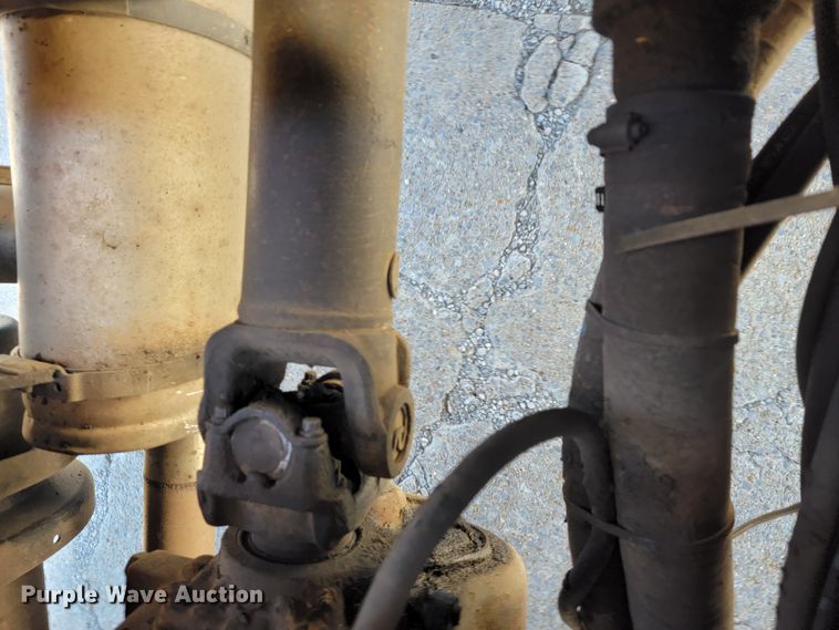 image for item JL9626 2000 International 4900  dump truck