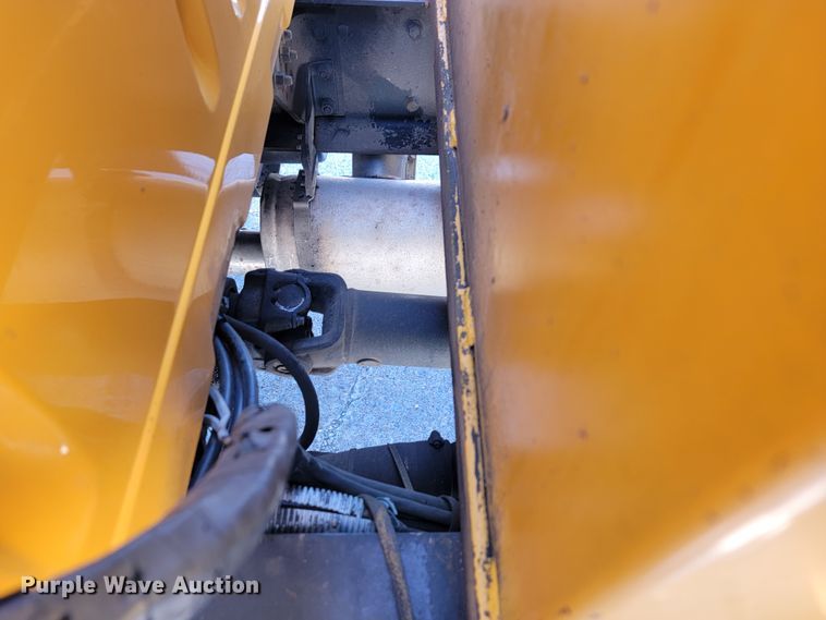 image for item JL9626 2000 International 4900  dump truck