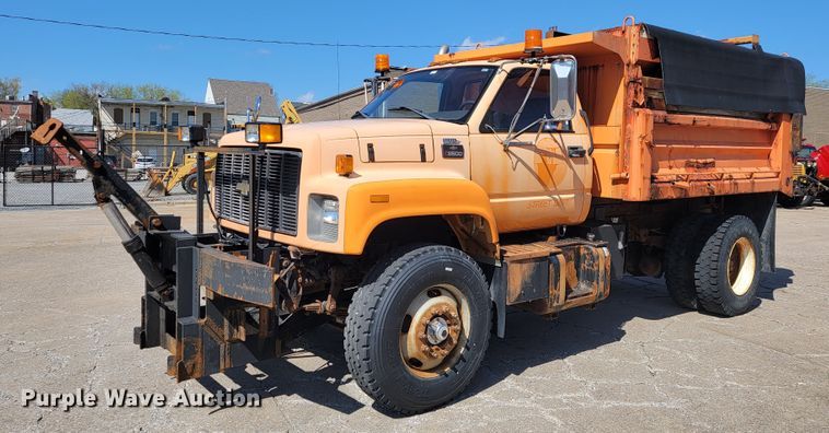 image for item JL9627 1999 Chevrolet C7H042  dump truck