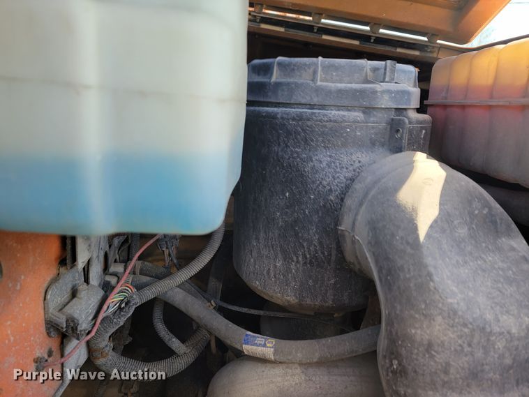 image for item JL9627 1999 Chevrolet C7H042  dump truck