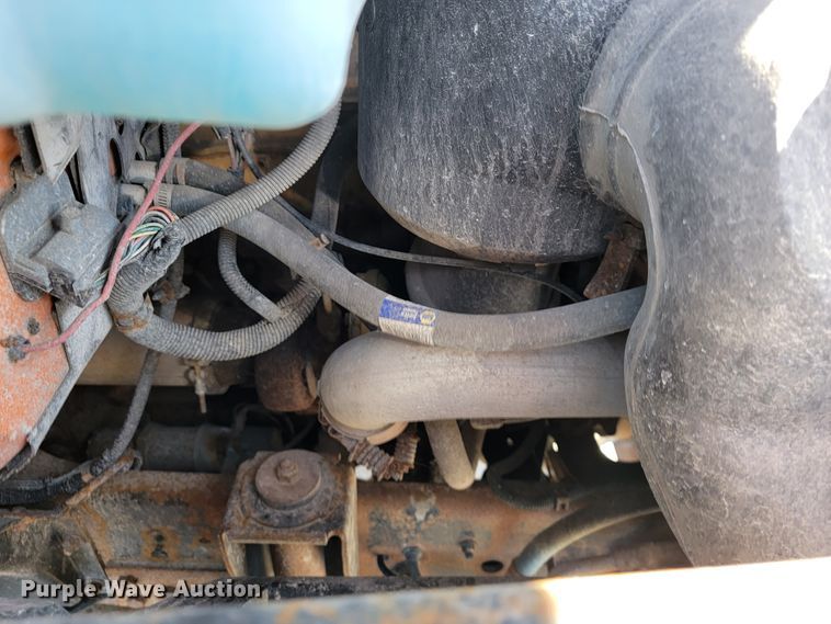 image for item JL9627 1999 Chevrolet C7H042  dump truck