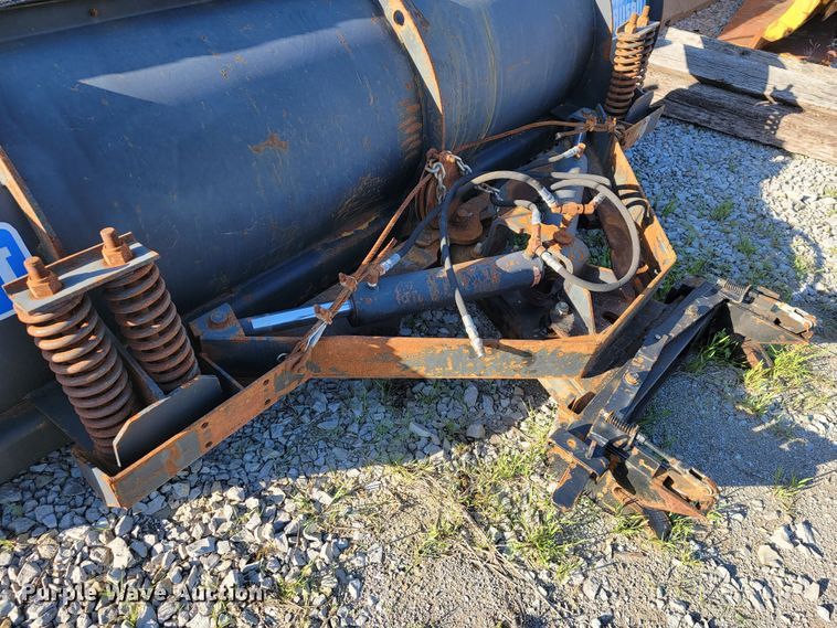 image for item JL9627 1999 Chevrolet C7H042  dump truck