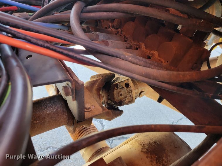 image for item JL9627 1999 Chevrolet C7H042  dump truck