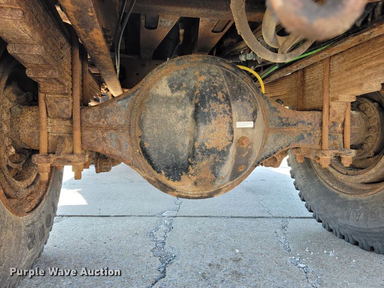 image for item JL9627 1999 Chevrolet C7H042  dump truck