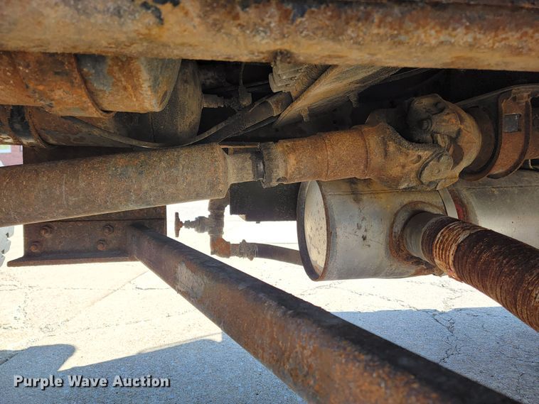 image for item JL9627 1999 Chevrolet C7H042  dump truck