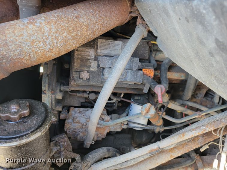 image for item JL9628 2000 International 2554  dump truck