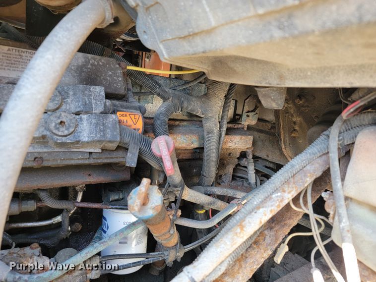 image for item JL9628 2000 International 2554  dump truck