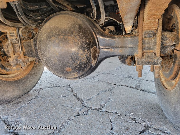 image for item JL9628 2000 International 2554  dump truck