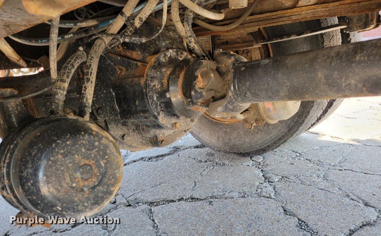 image for item JL9628 2000 International 2554  dump truck