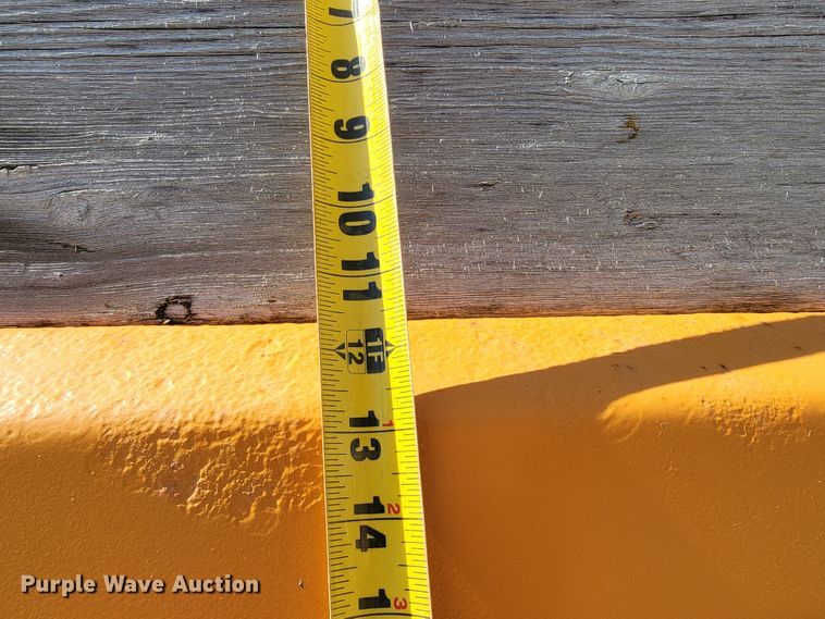 image for item JL9628 2000 International 2554  dump truck