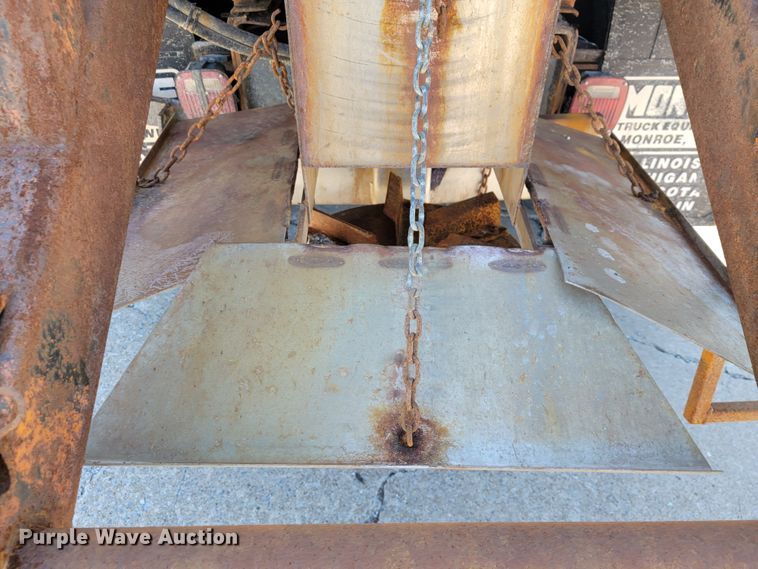 image for item JL9628 2000 International 2554  dump truck