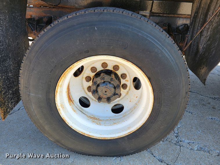 image for item JL9628 2000 International 2554  dump truck