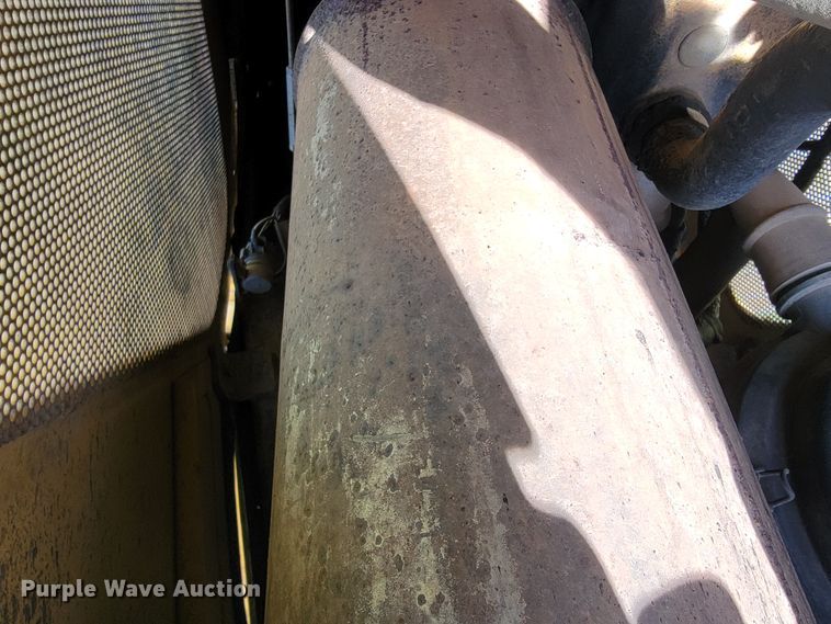 image for item JL9632 2001 John Deere 550H LT dozer