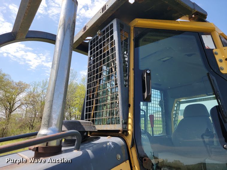 image for item JL9632 2001 John Deere 550H LT dozer