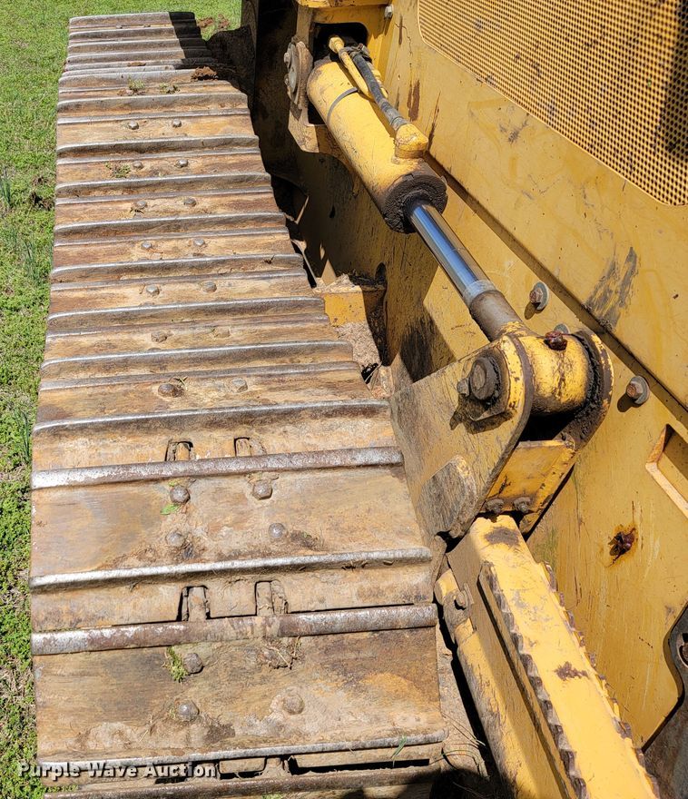 image for item JL9632 2001 John Deere 550H LT dozer